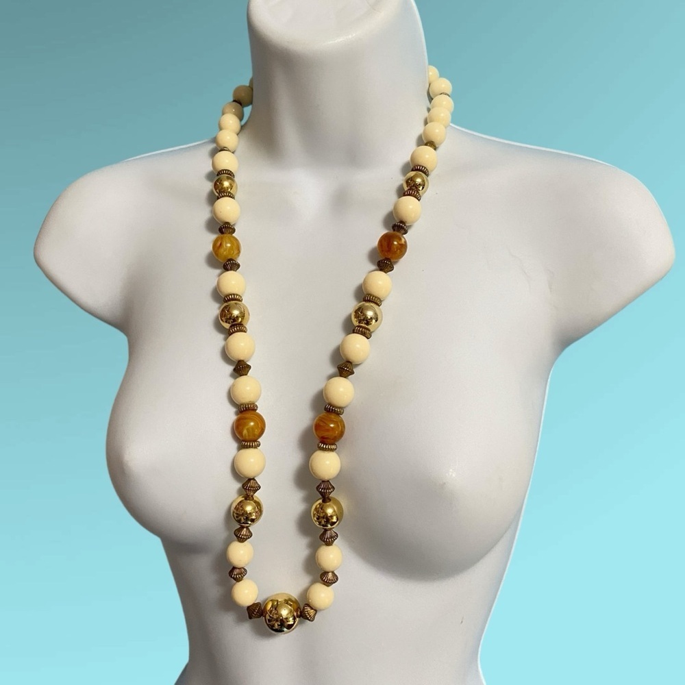 Vintage Chunky Cream Gold Acrylic Beads Necklace